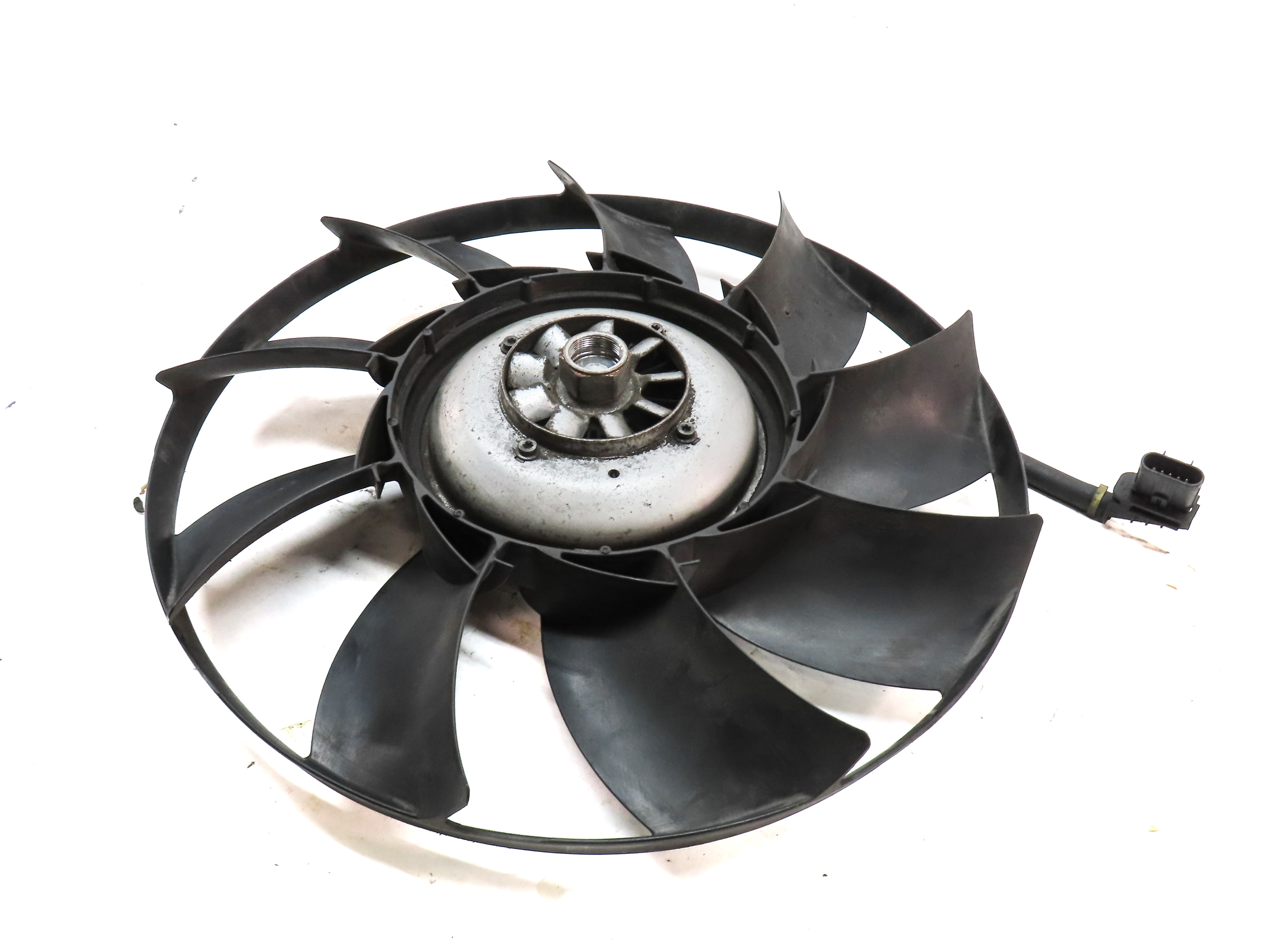 13-16 RANGE ROVER SPORT (L405 L494) CONDENSER ELECTRIC COOLING FAN & SHROUD — exact item pictured
